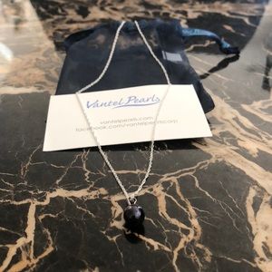 Vantel Pearls Black pearl necklace